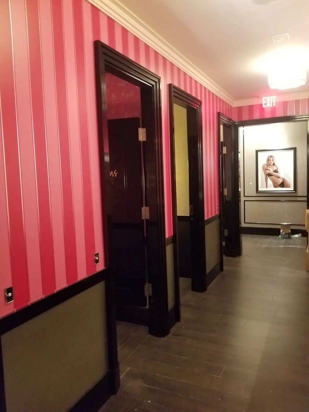 victorias-secret-san-bernardino-ca11